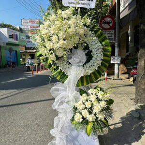 Hoa chia buồn 83